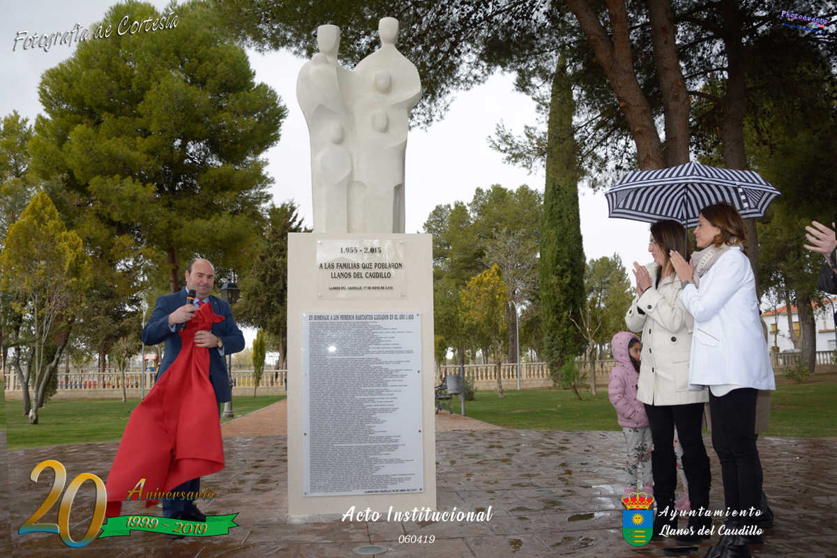 Acto institucional con motivo del 20 Aniversario de Llanos