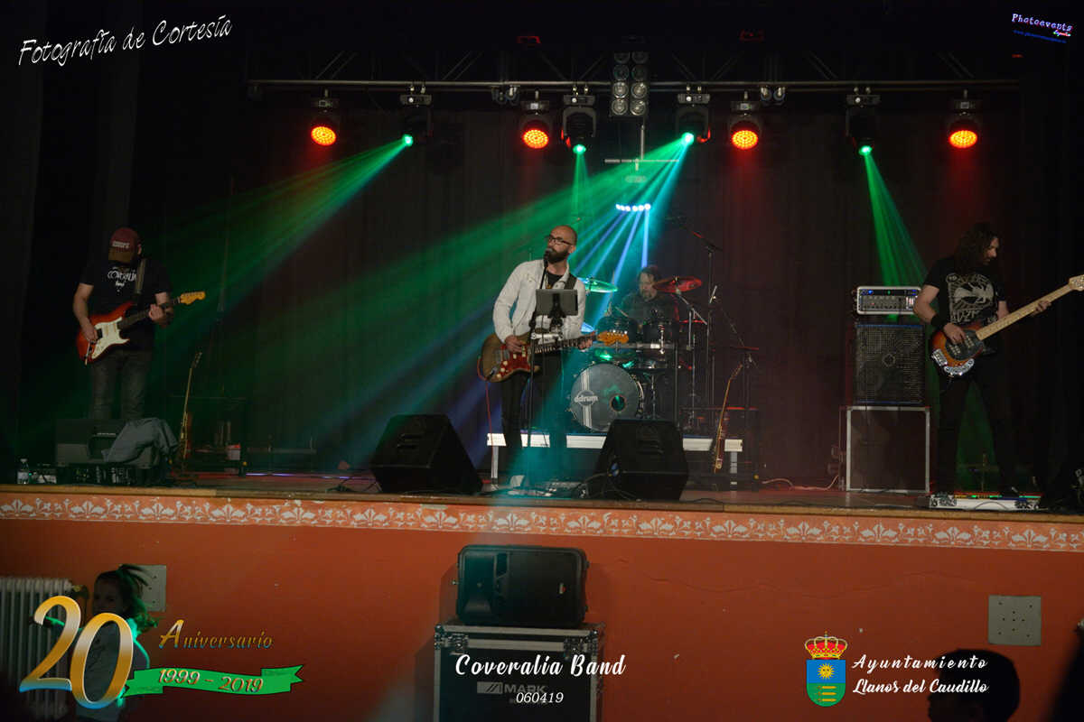 Concierto de Coveralia Band, 20 Aniversario de Llanos