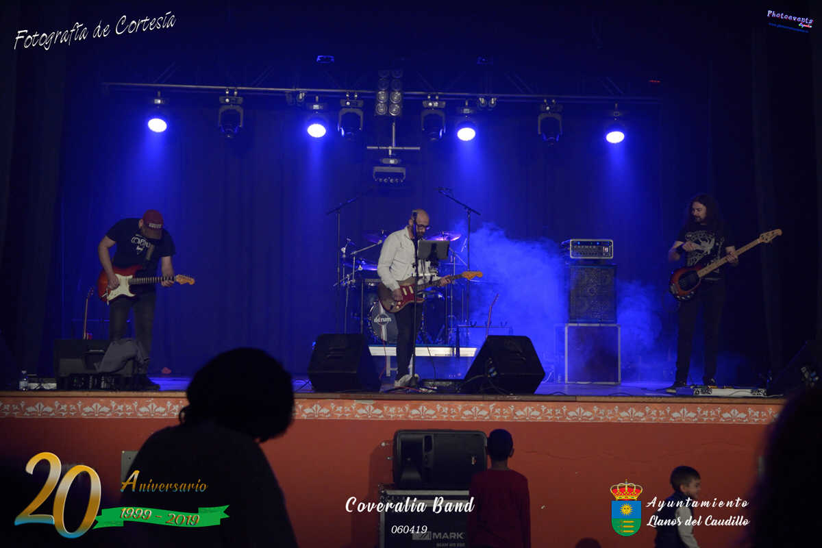 Concierto de Coveralia Band, 20 Aniversario de Llanos