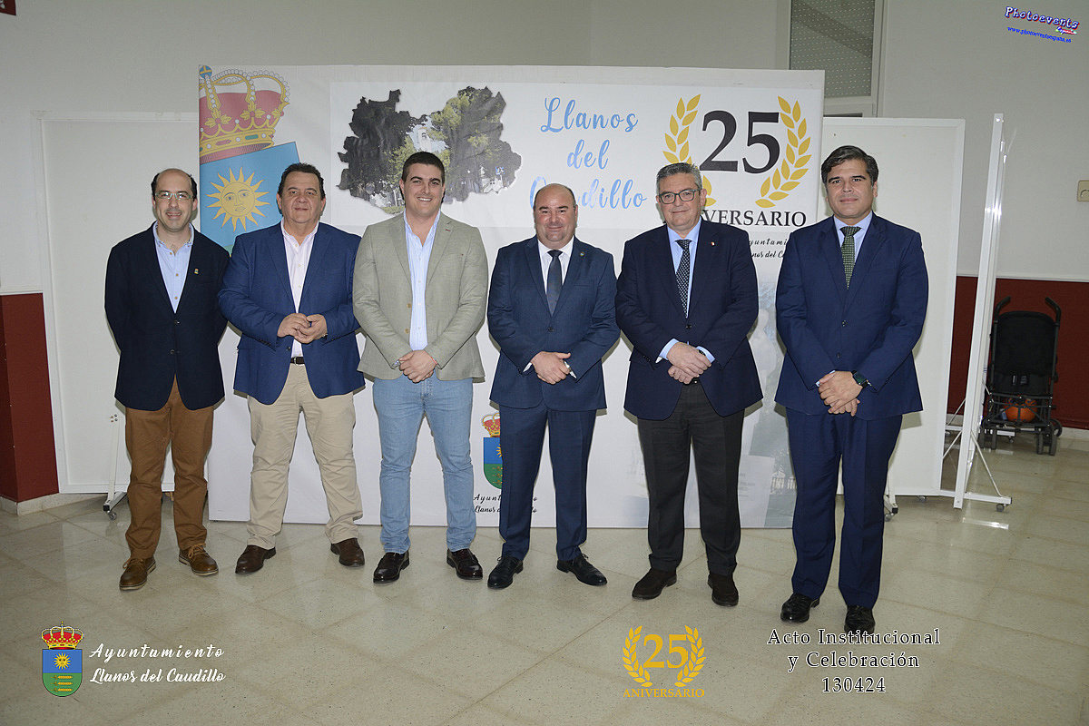 Celebración del 25 Aniversario de Constitución del Municipio de Llanos del Caudillo